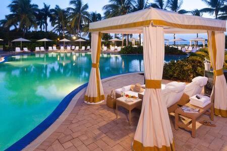 The Palms, Ocean View Studio Located At Ritz Carlton - Key Biscayne 마이애미 외부 사진